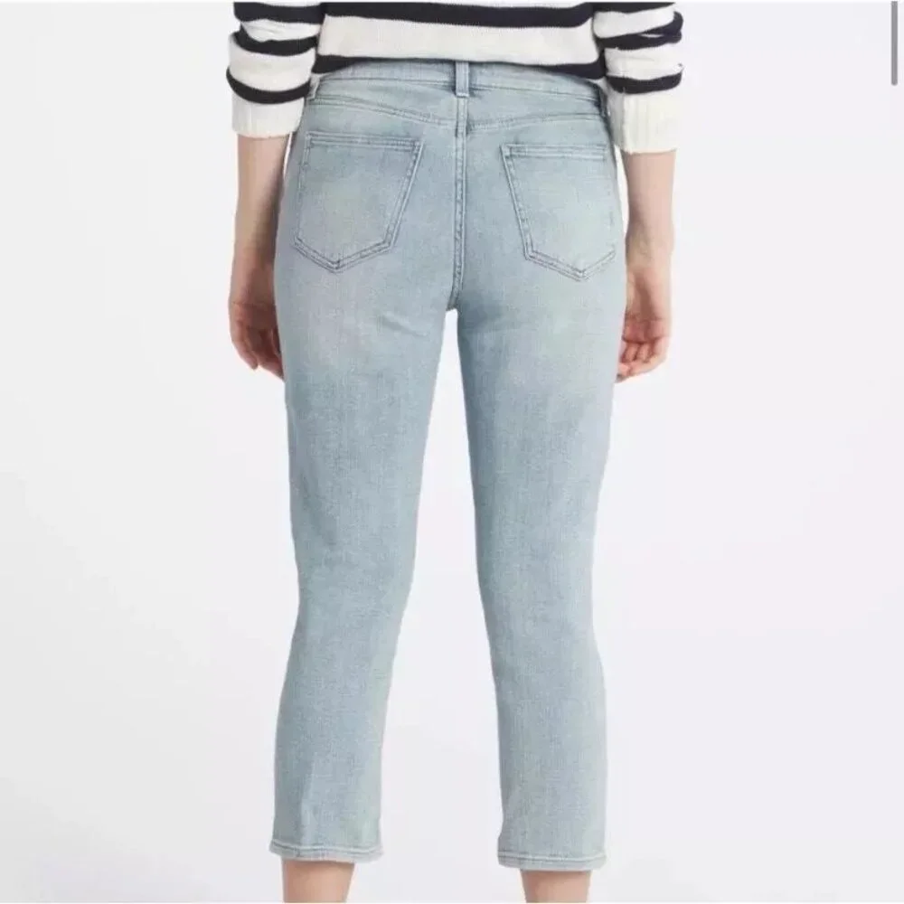 Cosmic Blue Love Brielle Vintage High Rise Capri Jean Indigo Sanctuary Crop Rip